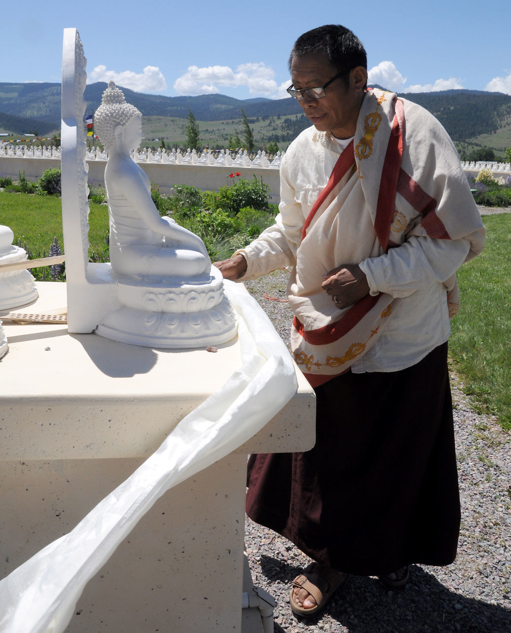 Garden of One Thousand Buddhas - Arlee